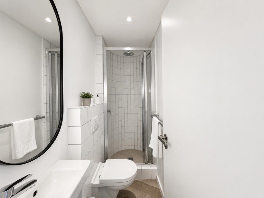 1 Bedroom Property for Sale in Sea Point Western Cape